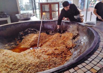 Uzbekistan 唐辛子爺とモスクワへ⑮ベシュ・コゾン(大釜プロフの店)と恐ろしかったこと2件