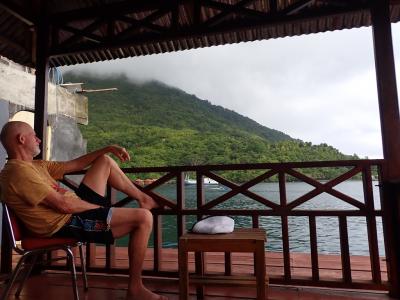 タイさんの旅 インドネシアから東へ21日目 バンダネイラ ハッタ島からバンダ島へ