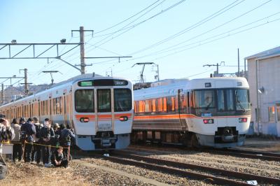 JR東海・さわやかウォーキングで「中央本線の車両基地」＆「リニアの非常口」を孫と見学