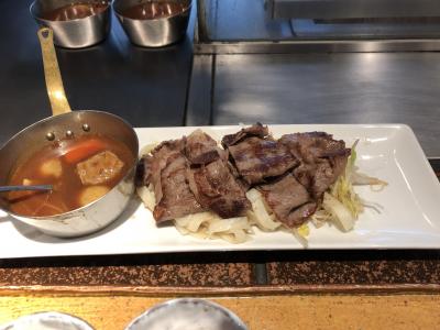 銀座発の鉄板焼き店「岡半」～ランチはリーズナブルに食べられる金田中グループの優等生的な鉄板焼き店～