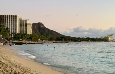 ハワイ 3泊5日 ゴルフソニーオープン観戦からワイキキ観光してたら帰国便がキャンセルに‥
