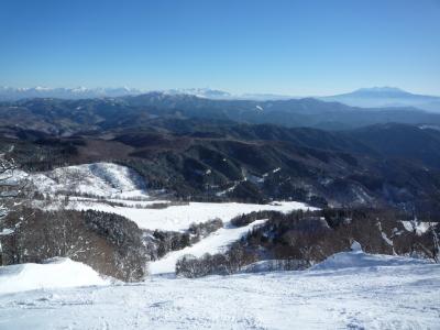 めいほうスキー場から見る1月の雪冠アルプス
