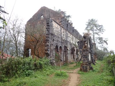 ベトナム紀行　５日目　サパ　廃墟のトゥ ビエン コ タ フィン