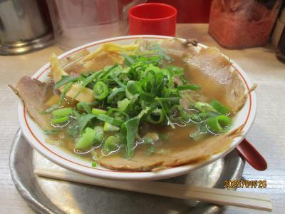 2025.1：神戸推し活等（２）：あいみょんのライブ（ドルフィン・アパート兵庫初日、２日目）、三宮高架下市場、からんと、第一旭等