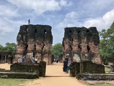 2025新春 スリランカ08：世界遺産のポロンナルワ、仏教遺跡群をレンタサイクルで巡る