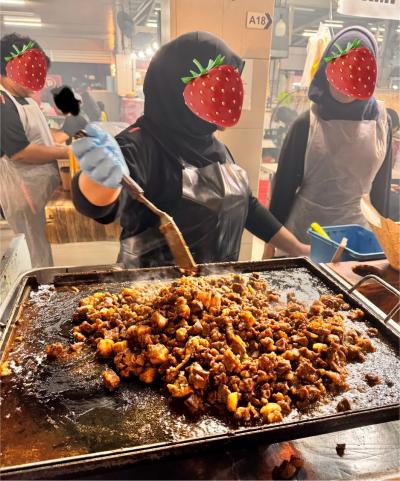 ⑧マダムの「母、娘、娘婿と7つ星ホテルに泊まる」マレーシア、ブルネイ旅　２日目夜　ガドンナイトマーケット・ザモール