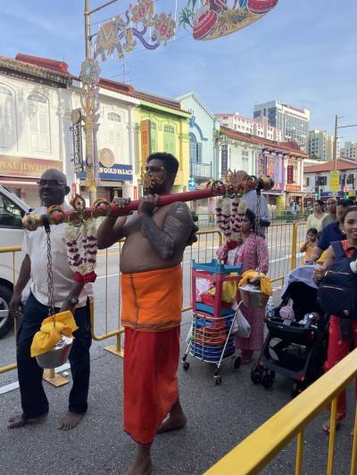 シンガポール、ヒンドゥー教の奇祭「タイプーサム」に潜入!