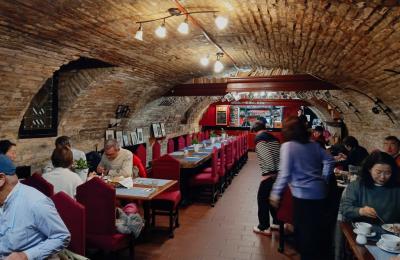 ブダペストのレストランでランチ