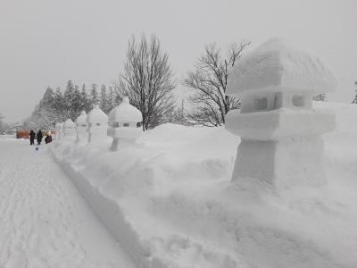 山形新幹線運休で陸の孤島となった、「上杉雪灯篭まつり」2025