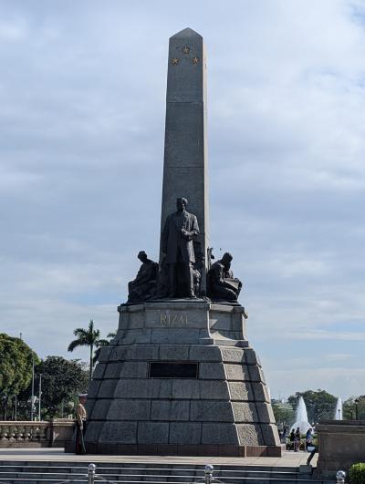 マニラの観光スポットを一日で巡る！スペイン統治時代の名残を色濃く体感するイントラムロス！