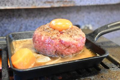 肉屋も通う焼肉屋さんへ行ってきた   古墳を彩る桜　～春をお届け～