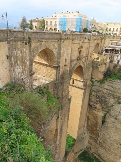 2025.2 アーモンドの花と鈴なりのオレンジに癒される 2月のアンダルシア 6.少人数ツアーで行ったロンダ