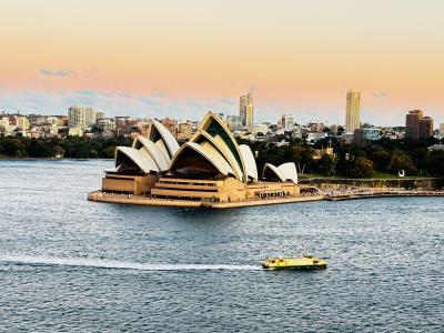 旅行雑誌の表紙 目標