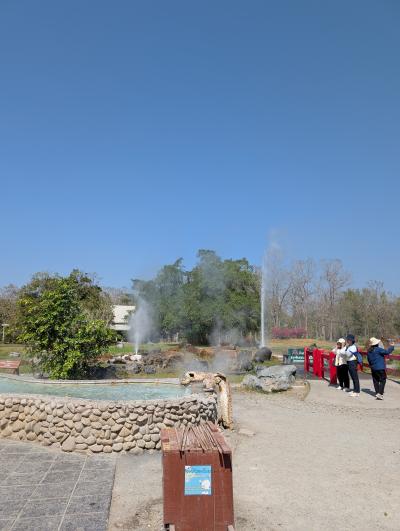 2025年 乾季のチェンマイ・・街歩きとゴルフ・・滞在中雨に会わずに!!(Ⅲ)温泉と国立公園・・