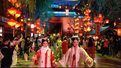 河南省開封市にある北宋の名画「清明上河図」を再現した清明上河園