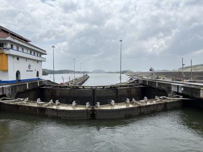 中米７ヵ国大紀行21日間　17日目　パナマ運河クルーズ