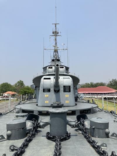202503 駐在中の友人を訪ねてバンコク#2 退役軍艦を見に行く