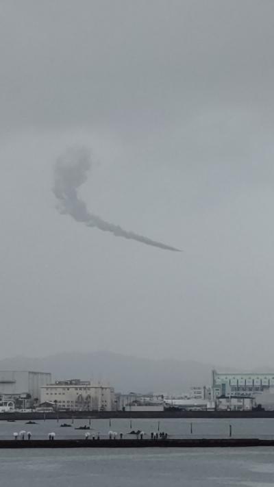 万博開幕に合わせてブルーインパルスが大阪に来たーーっ(^o^)／ た・た・た・た？ 