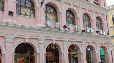 カフェで休憩とマカオ土産購入