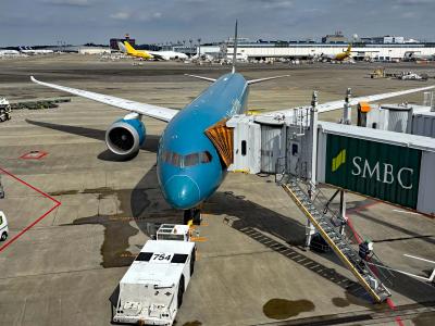 カンボジアのシェムリアップからベトナム航空エコノミーでホーチミン経由で成田に戻る