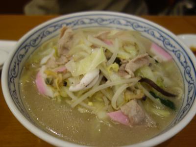 長崎グルメ(1) 京華園のちゃんぽん。