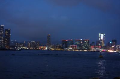 マカオから香港へフェリーで戻り夕食