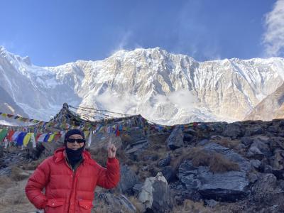 ヒマラヤトレッキングでアンナプルナ内院を巡る