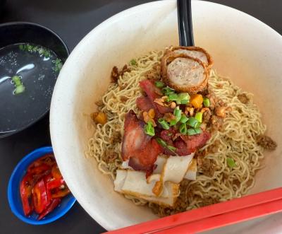 マレー市場のチョーキットとカンポン・バル【アラカン3人組のマレーシアその3】