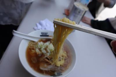 20250505-3 築地 帰りももんぜき通り通って。若葉も祝日営業してはるんで、一杯いただいていく。