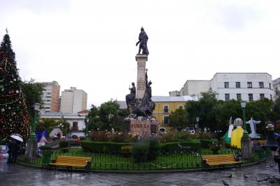 (事実上の)首都ラパス!　