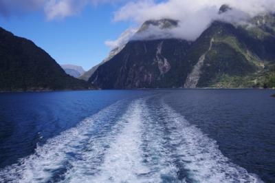 コロナ禍に直前で中止せざるを得なかった、母とのニュージーランド・リベンジ旅行(2025年GW): Vol.5 快晴のミルフォード・サウンド