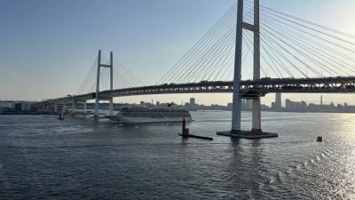 クイーンエリザベス乗船　１日目～横浜出港