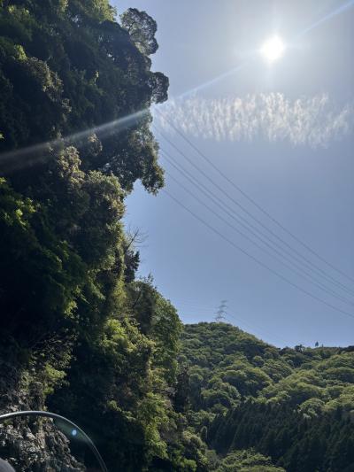 2025年GW★京都旅行3泊4日の旅(1日目嵐山トロッコ列車&馬車&保津川下り&天龍寺&金閣寺&上賀茂神社)