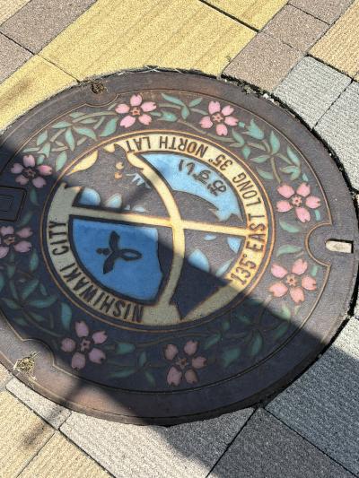 兵庫さんぽ　　西脇　歴史さんぽ♪♪　西脇出身の美術家　横尾忠則の作品モチーフの椿坂のＹ字路なども♪♪