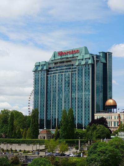 アメリカ滝とカナダ滝を一度に堪能!シェラトン・フォールズビューホテル