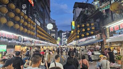 神戸空港から夜市、茶館、生ライチ！消費金で快適！姉妹で台北3泊4日旅【1日目】