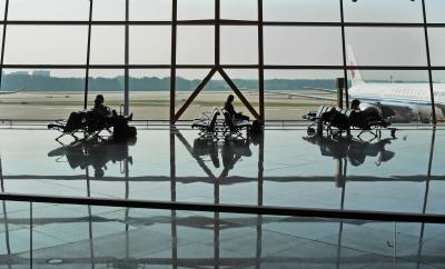 前立腺肥大のオジサン エアチャイナ 北京トランジットの旅