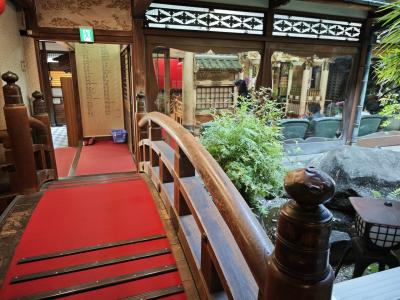 飛田新地「鯛よし百番」絢爛豪華な料亭の世界