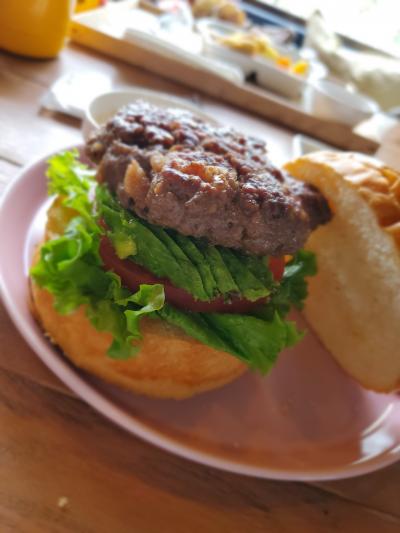 続 宮古島の雨はちょっと違うよ♪ランチクルーズモンブラン&BOCCAでハンバーガー