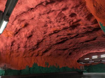 ストックホルム2日目　地下鉄アートとミートボール