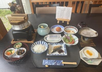 古湯温泉旅館大和屋に宿泊して肥前の国一宮與止日女神社で大楠を観る