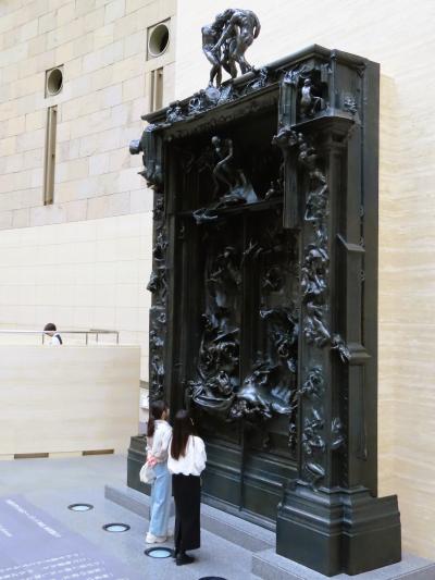 静岡30 静岡県立美術館d ロダン館 B 地獄の門 ☆考える人/部分-200人超