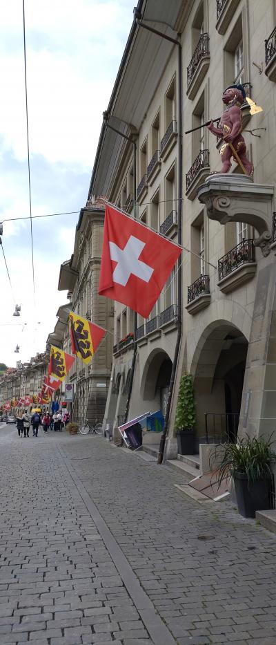 スイス旅行3日目　前編　世界遺産の街　ベルン街歩き　