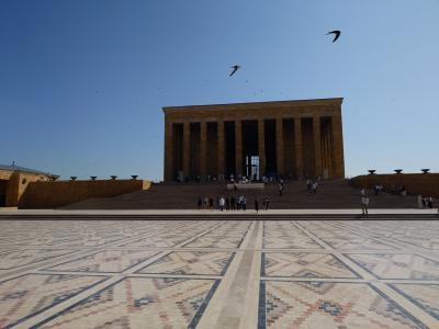 トルコ11日間のツアーへ②アンカラ→トゥズ湖→カッパドキア