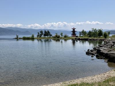 2025年　国内プチ旅行 7. 新千歳空港からレンタカーで白老と洞爺湖。好天で、はしゃぎまくる