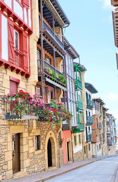 フランス＆スペイン バスク一人旅 2025 ⑥ 漁師街＆旧市街という2つの顔を持つ町『オンダリビア』へ