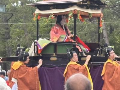 5月の京都へ。⑧シニア夫婦にとって初の葵祭です。京都御苑の観覧席でじっくり拝見しました。