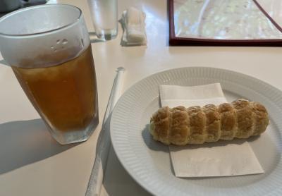 ⑤マダムの十勝帯広滞在の旅　2日目の１　町散歩　ホテル・・六花亭本店（お茶と鑑賞）