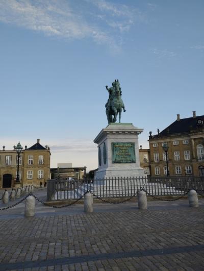 2024年9月コペンハーゲンとロンドン旅行3 コペンハーゲン観光2 宮殿と市庁舎前広場