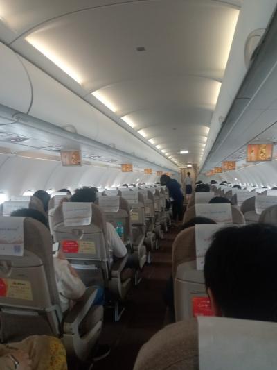 ①2025/6/15日   ②16月､小松空港からネパールへ移動。
